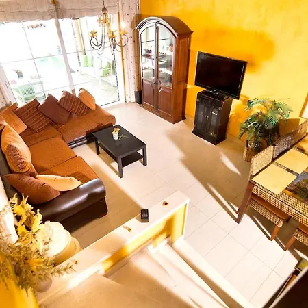 Βίλα 3 Bedrooms With Private Pool Enclosed Garden And Wifi At Chayofa 5 Km Away From The Beach Arona (Tenerife)