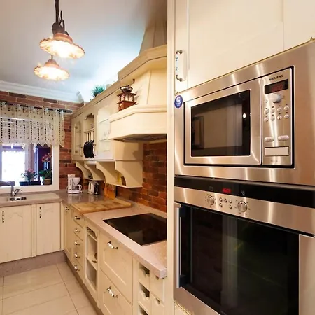 Βίλα 3 Bedrooms With Private Pool Enclosed Garden And Wifi At Chayofa 5 Km Away From The Beach *