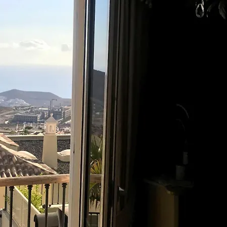 Βίλα 3 Bedrooms With Private Pool Enclosed Garden And Wifi At Chayofa 5 Km Away From The Beach *